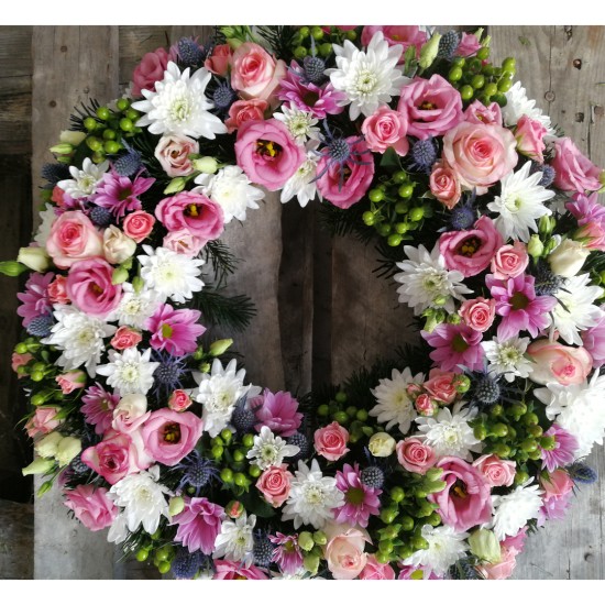 Moments of piece - open wreath